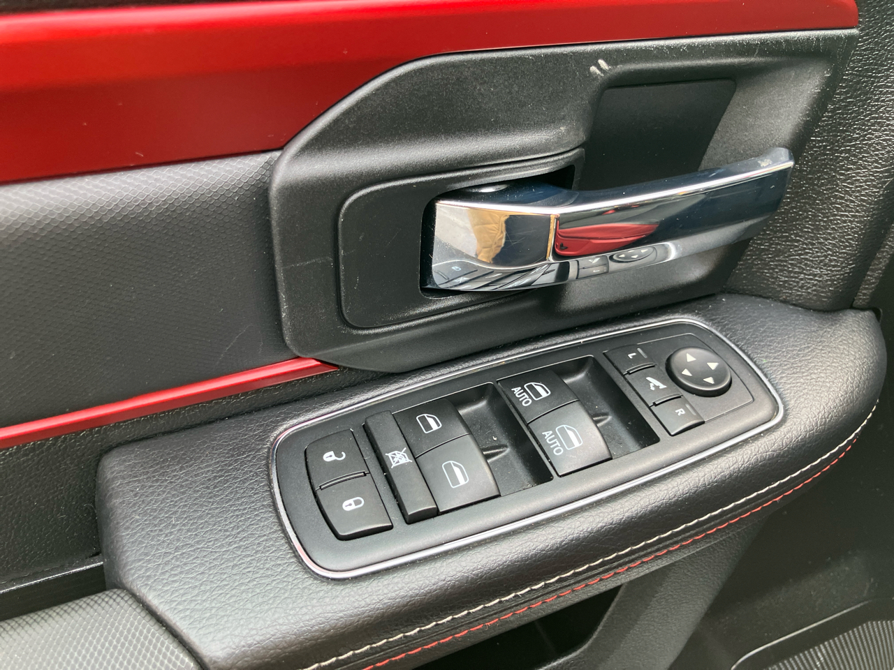 RAM 1500 Rebel Crew Cab 4WD 2017