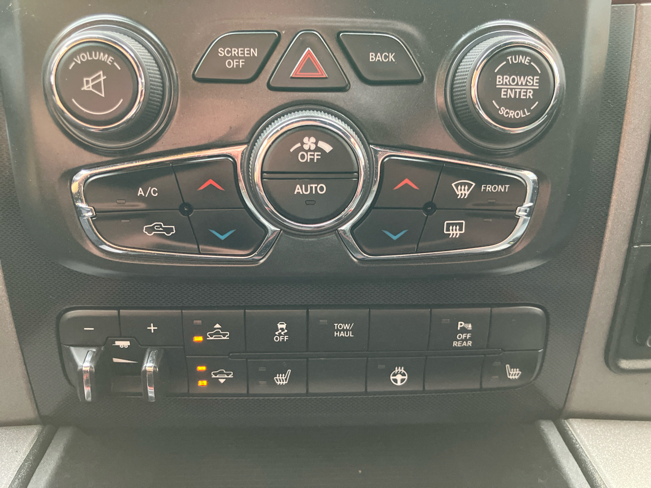 RAM 1500 Rebel Crew Cab 4WD 2017