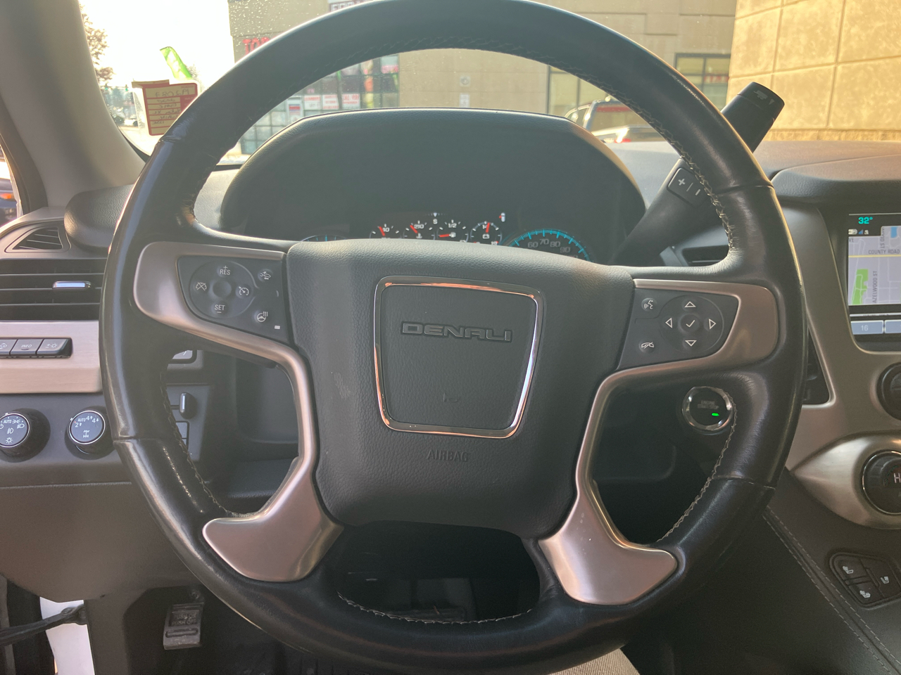 GMC Yukon XL Denali 4WD 2020