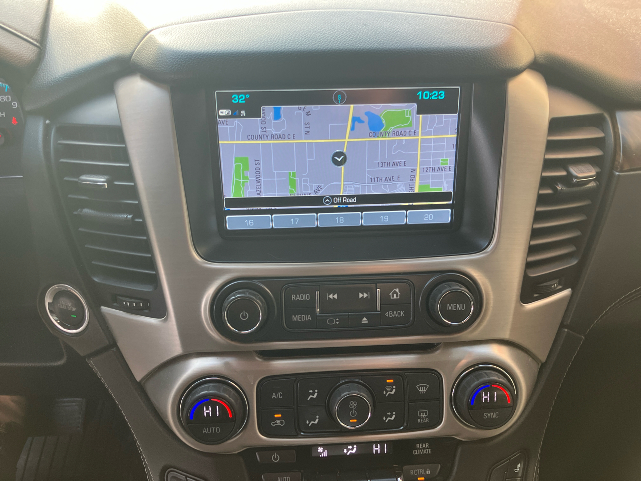 GMC Yukon XL Denali 4WD 2020