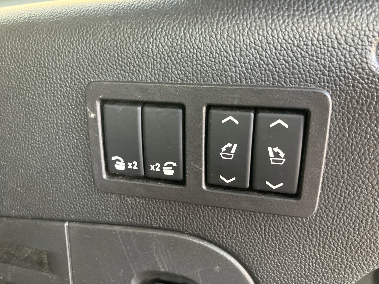 GMC Yukon XL Denali 4WD 2020