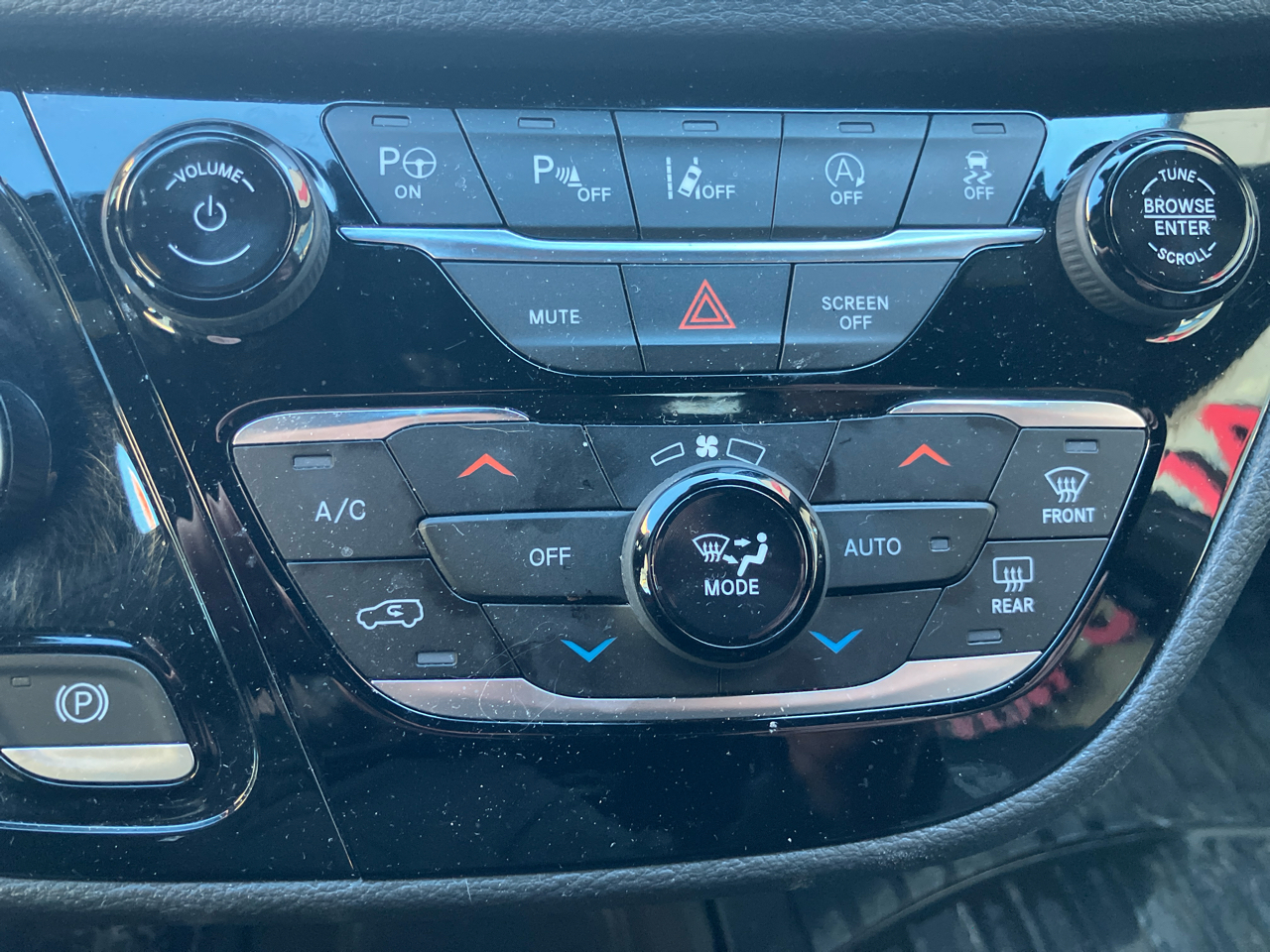 Chrysler Pacifica Touring L AWD 2022