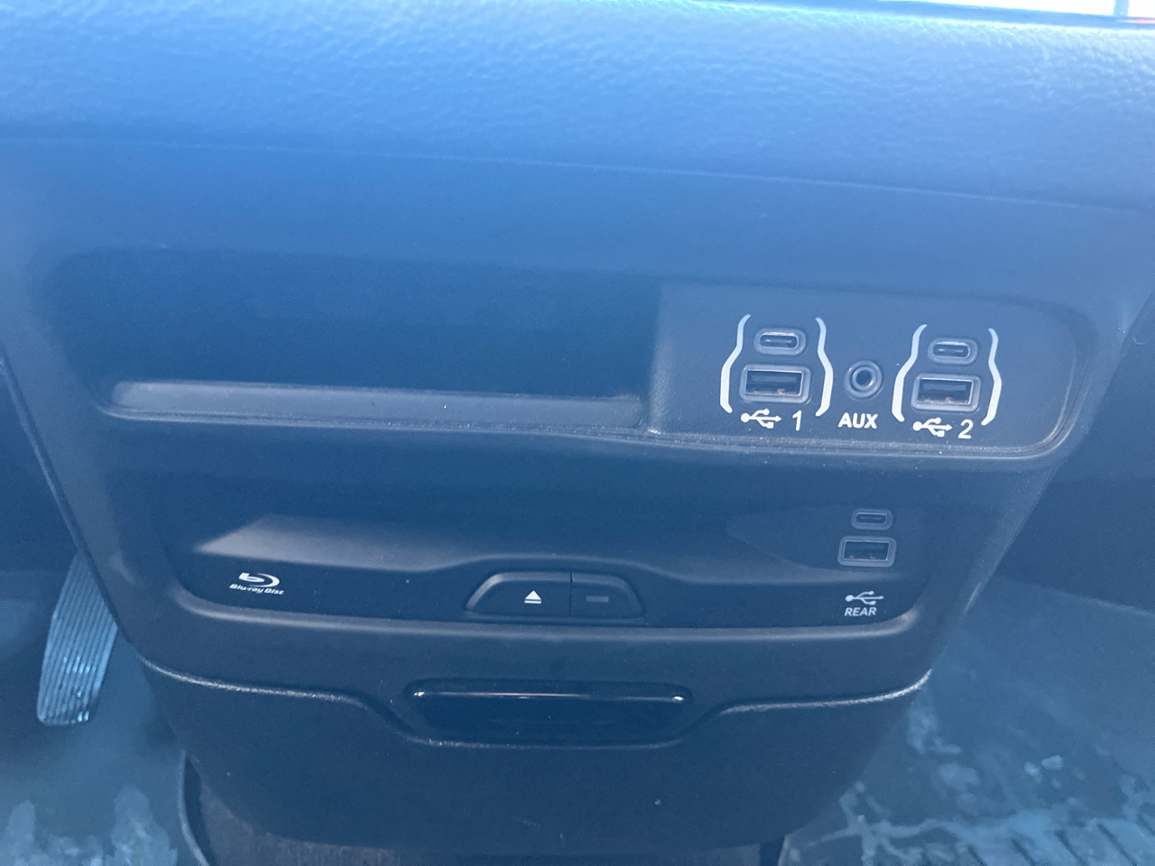 Chrysler Pacifica Touring L AWD 2022