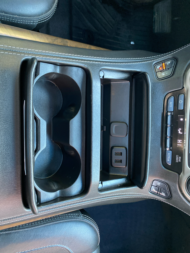 GMC Yukon Denali 4WD 2019