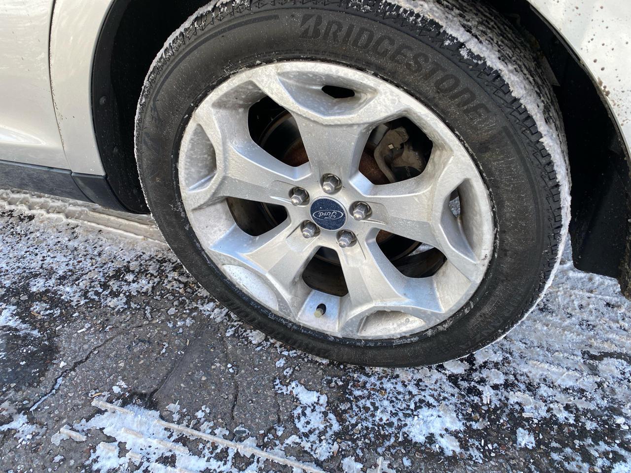 Ford Taurus SEL FWD 2011