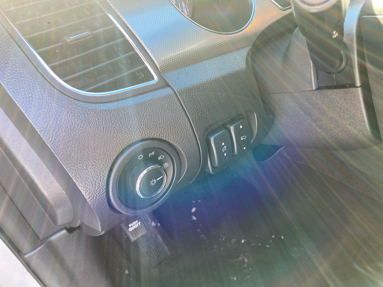 Ford Taurus SEL FWD 2011