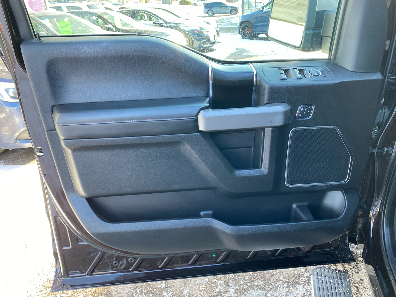 Ford F-150 Platinum SuperCrew 4WD 2018