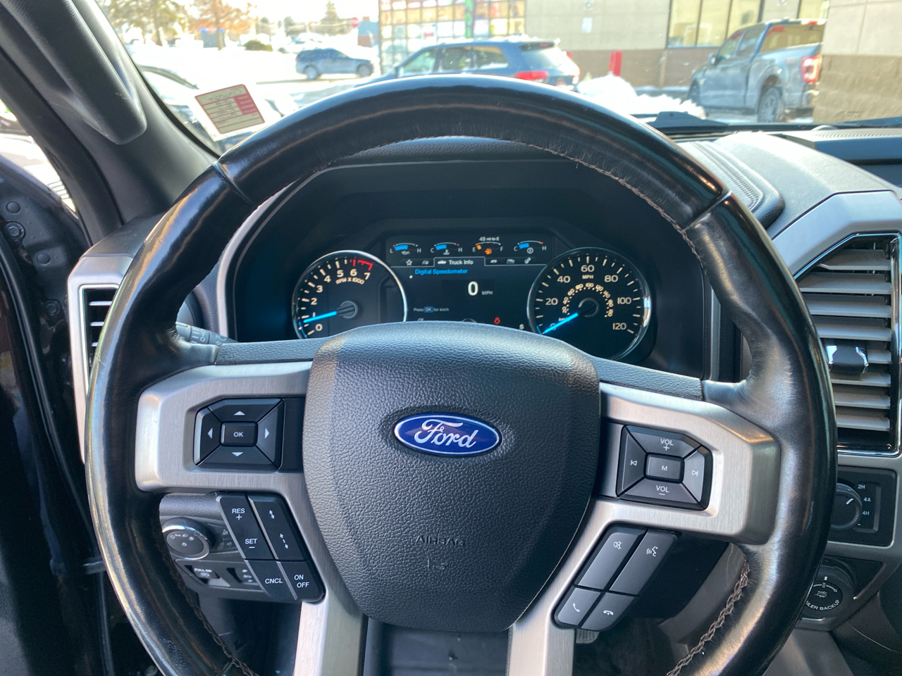 Ford F-150 Platinum SuperCrew 4WD 2018