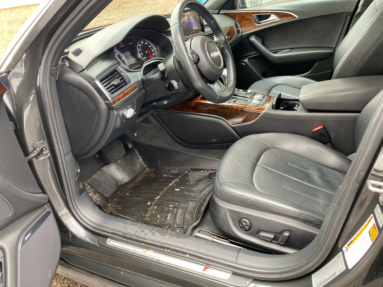 Audi A6 3.0T Premium Plus quattro 2015