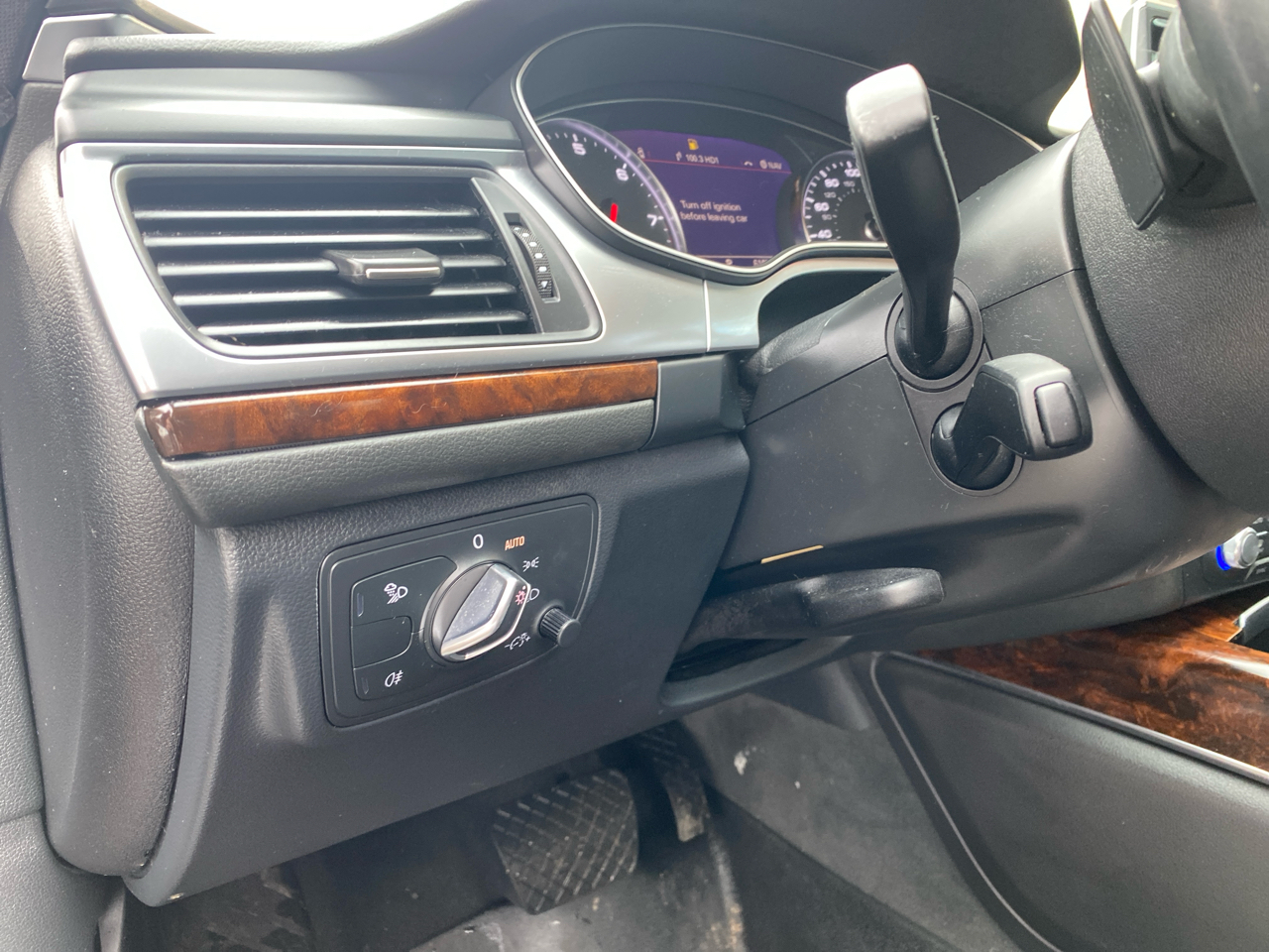 Audi A6 3.0T Premium Plus quattro 2015