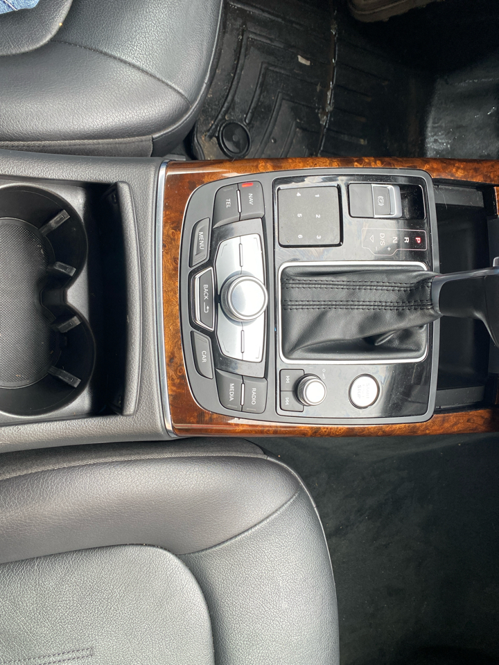 Audi A6 3.0T Premium Plus quattro 2015