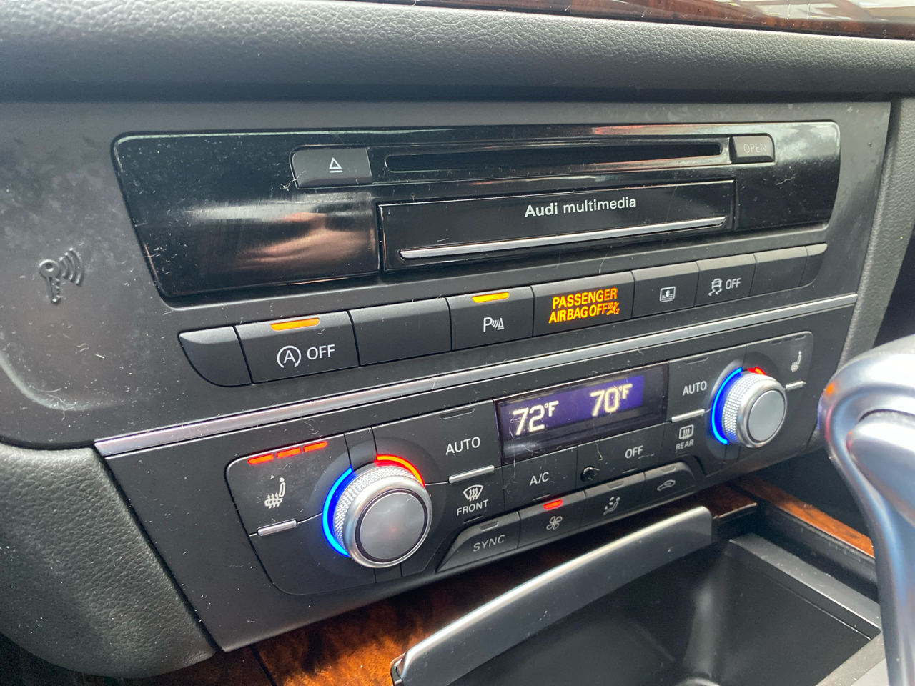 Audi A6 3.0T Premium Plus quattro 2015