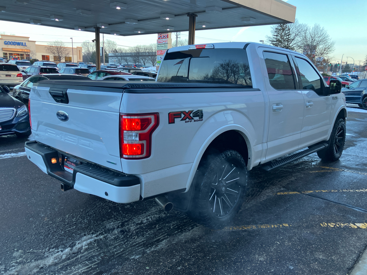 Ford F-150 XLT SuperCrew 4WD 2018
