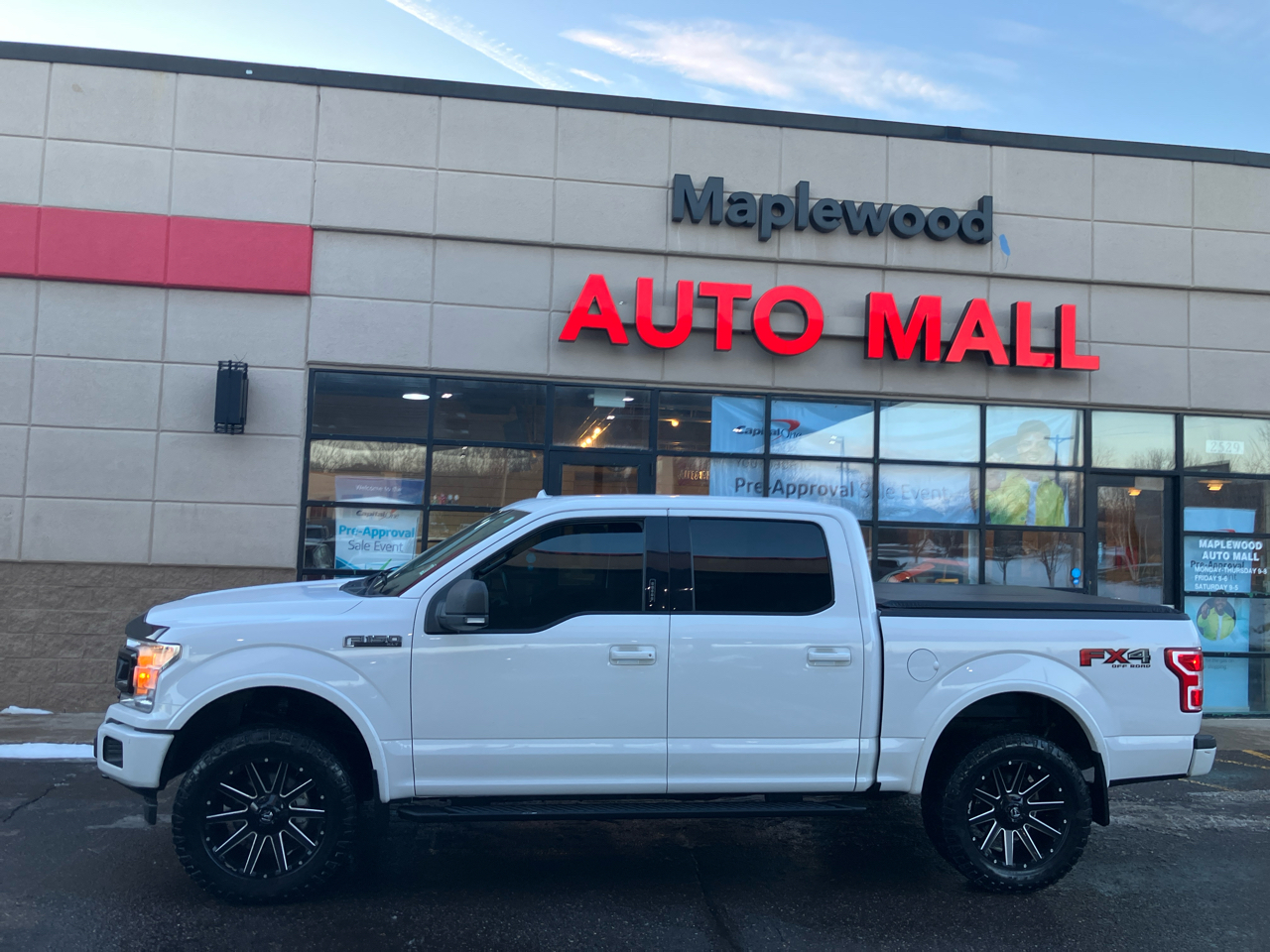 Ford F-150 XLT SuperCrew 4WD 2018