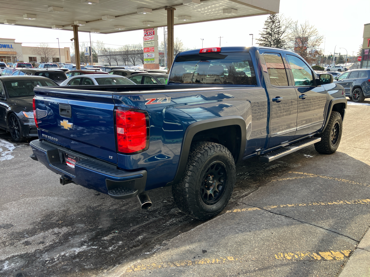 Chevrolet Silverado 1500 Z71 Ext Cab 4WD 4D 2016
