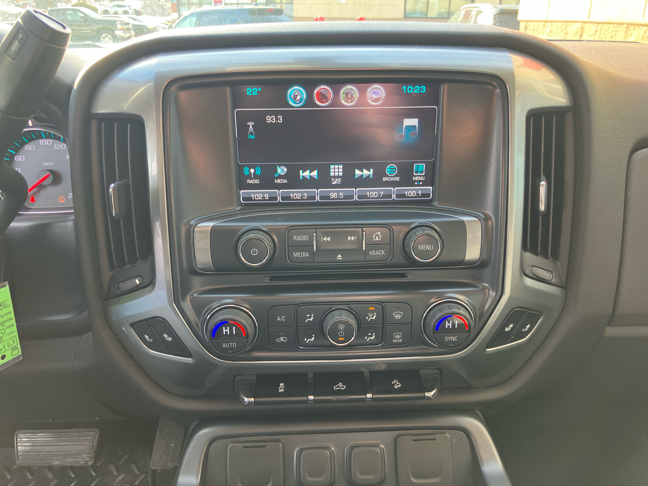 Chevrolet Silverado 1500 Z71 Ext Cab 4WD 4D 2016