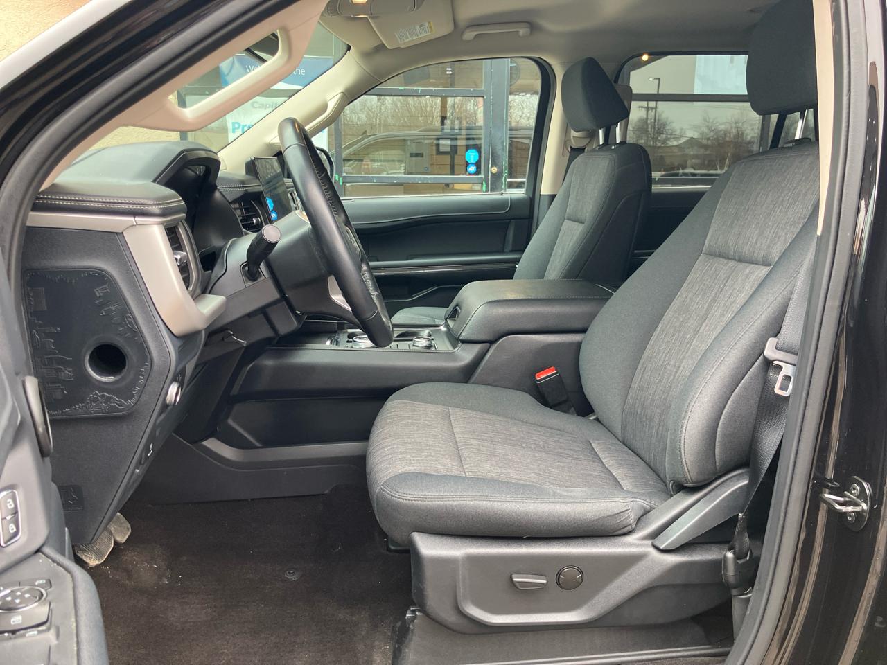 Ford Expedition XLT 4WD 2022