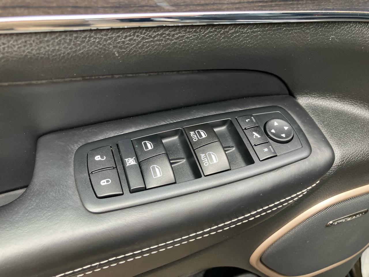 Jeep Grand Cherokee Overland 4WD 2017