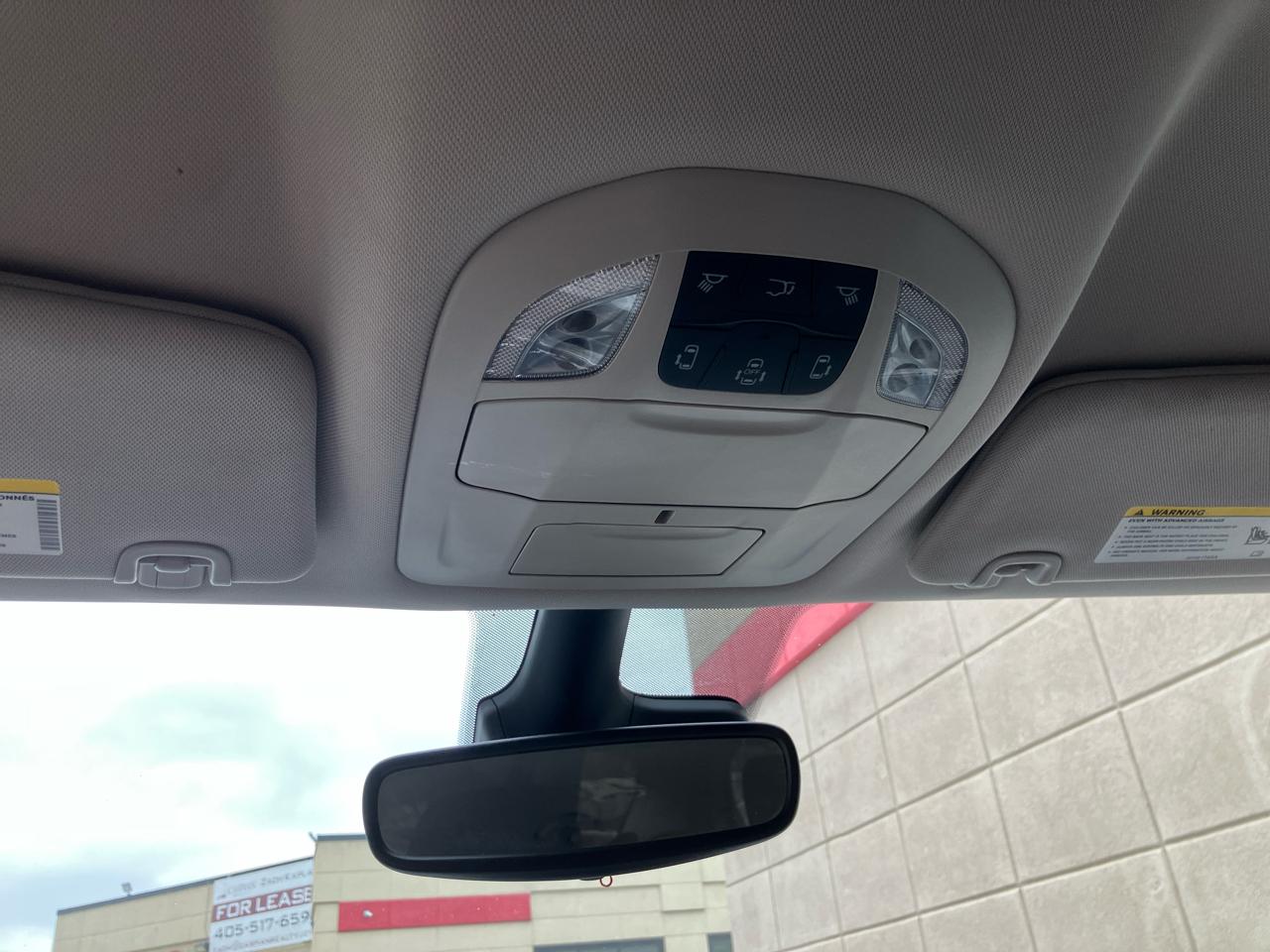 Chrysler Pacifica Touring L 2024