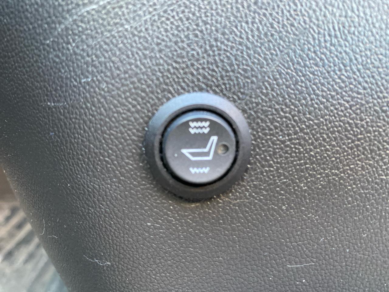 Chevrolet Silverado 1500 Limited Custom Trail Boss Crew Cab Short Box 4WD 2022