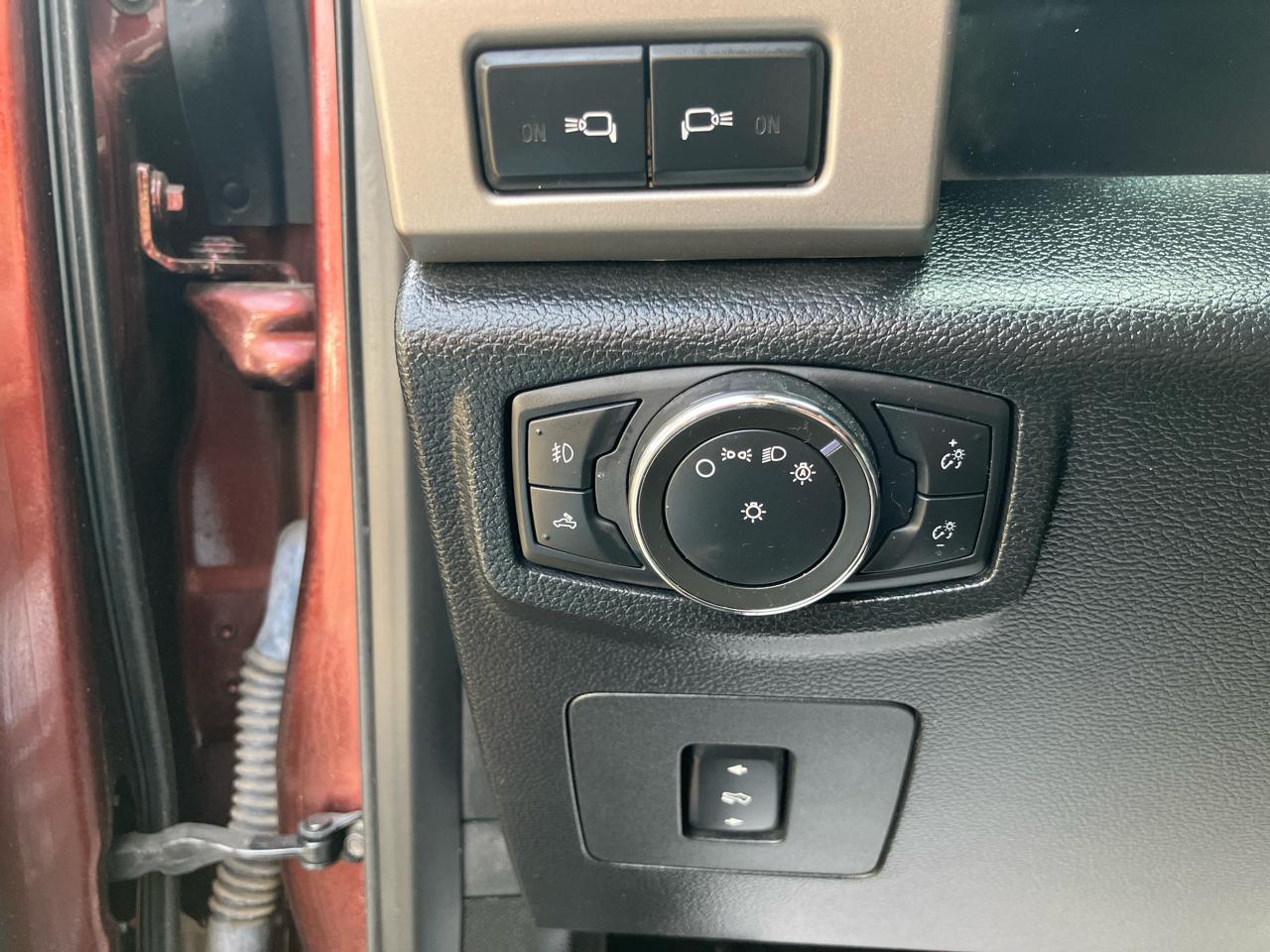 Ford F-150 Lariat SuperCrew 4WD 2016