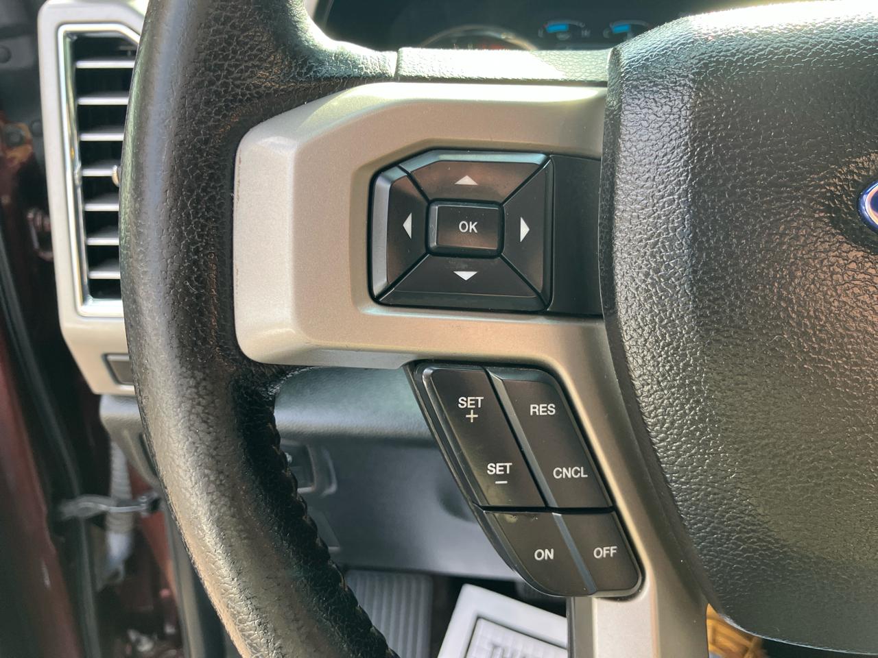 Ford F-150 Lariat SuperCrew 4WD 2016