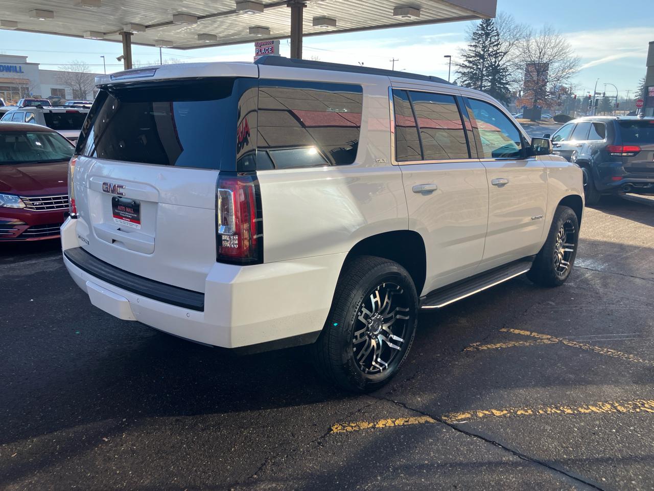 GMC Yukon SLT 4WD 2018