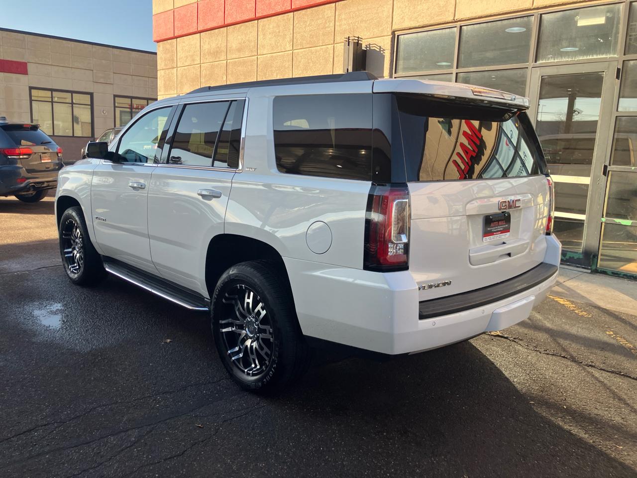 GMC Yukon SLT 4WD 2018