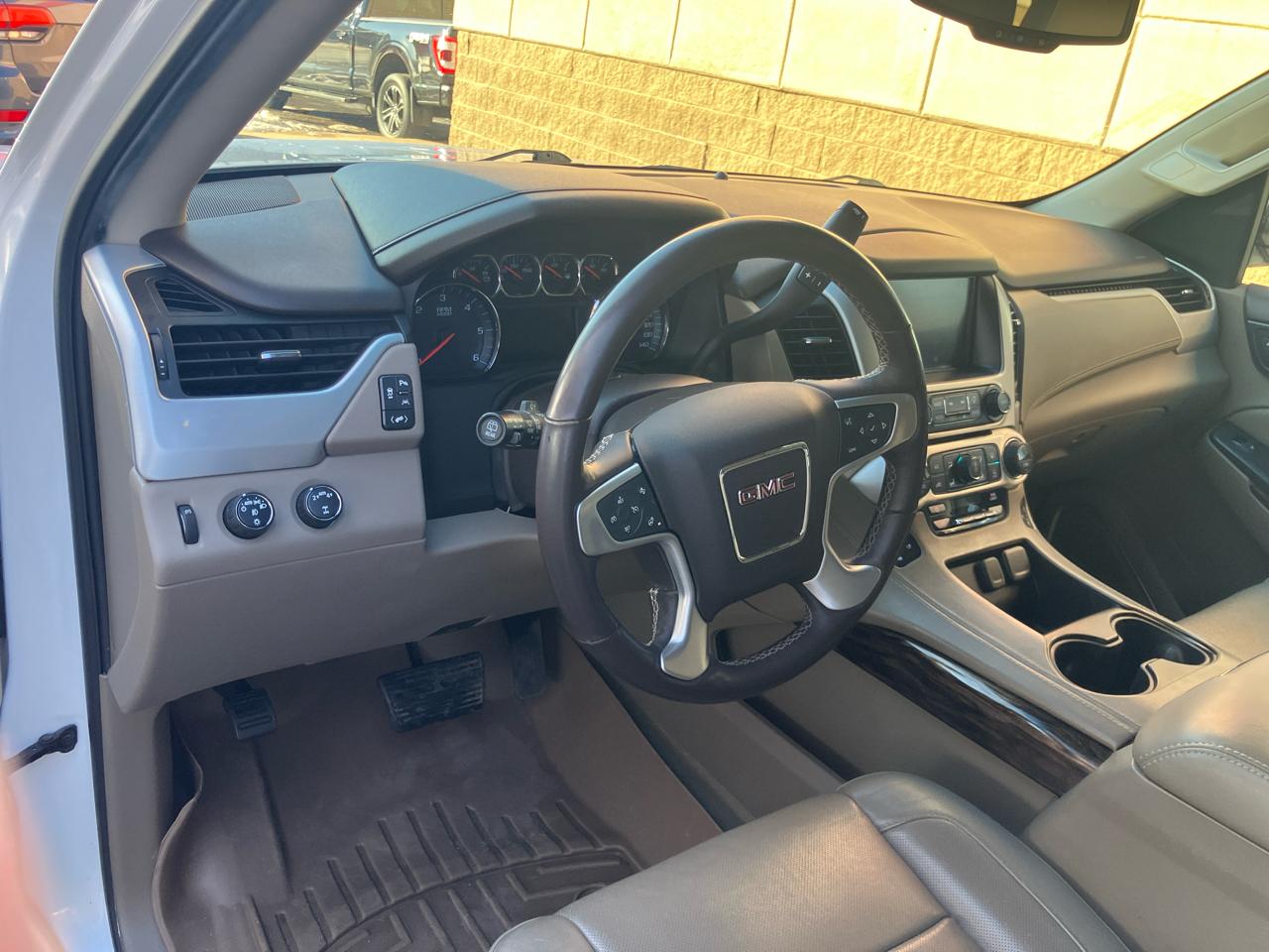 GMC Yukon SLT 4WD 2018