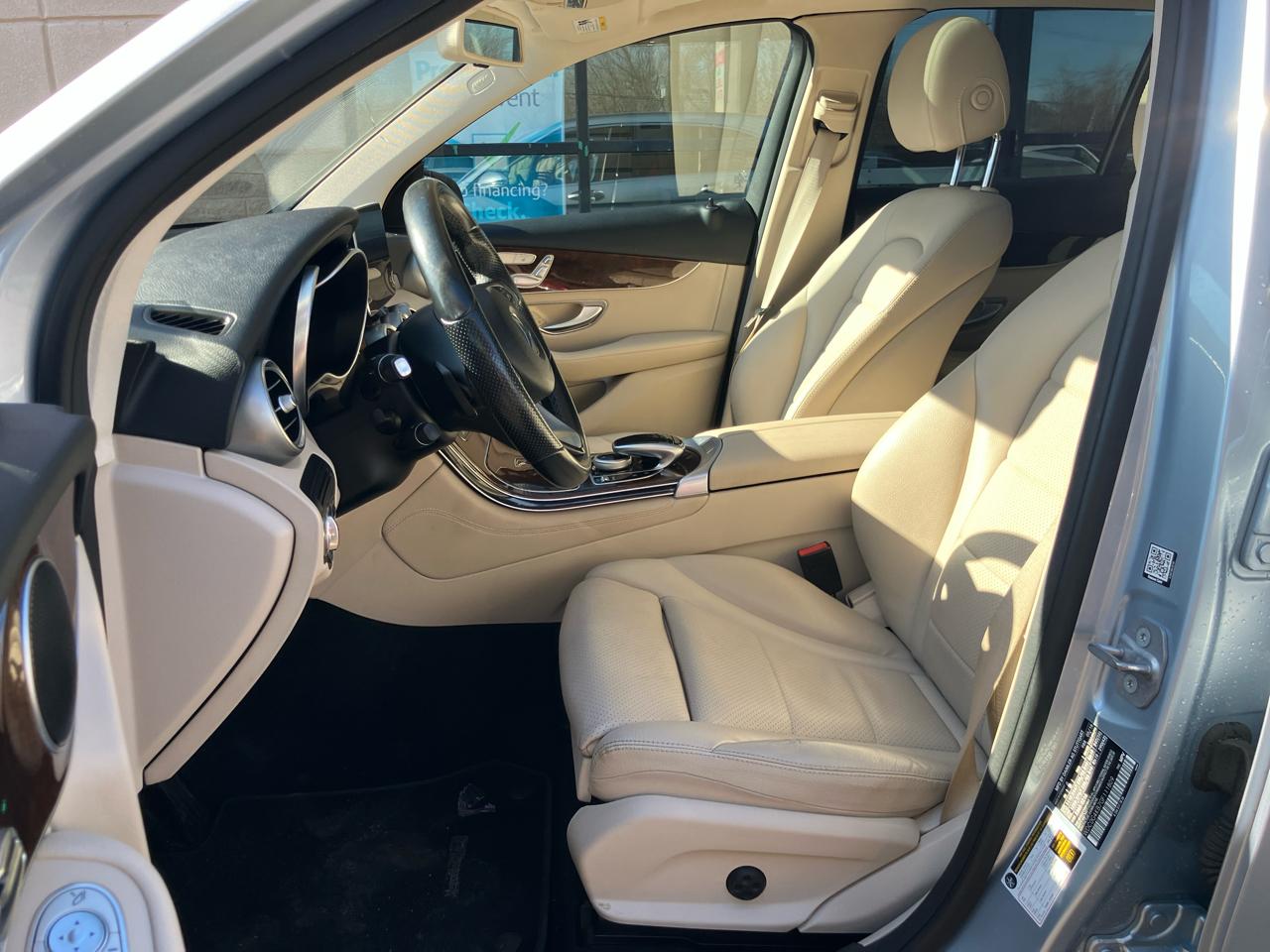 Mercedes-Benz GLC-Class GLC300 4MATIC 2016