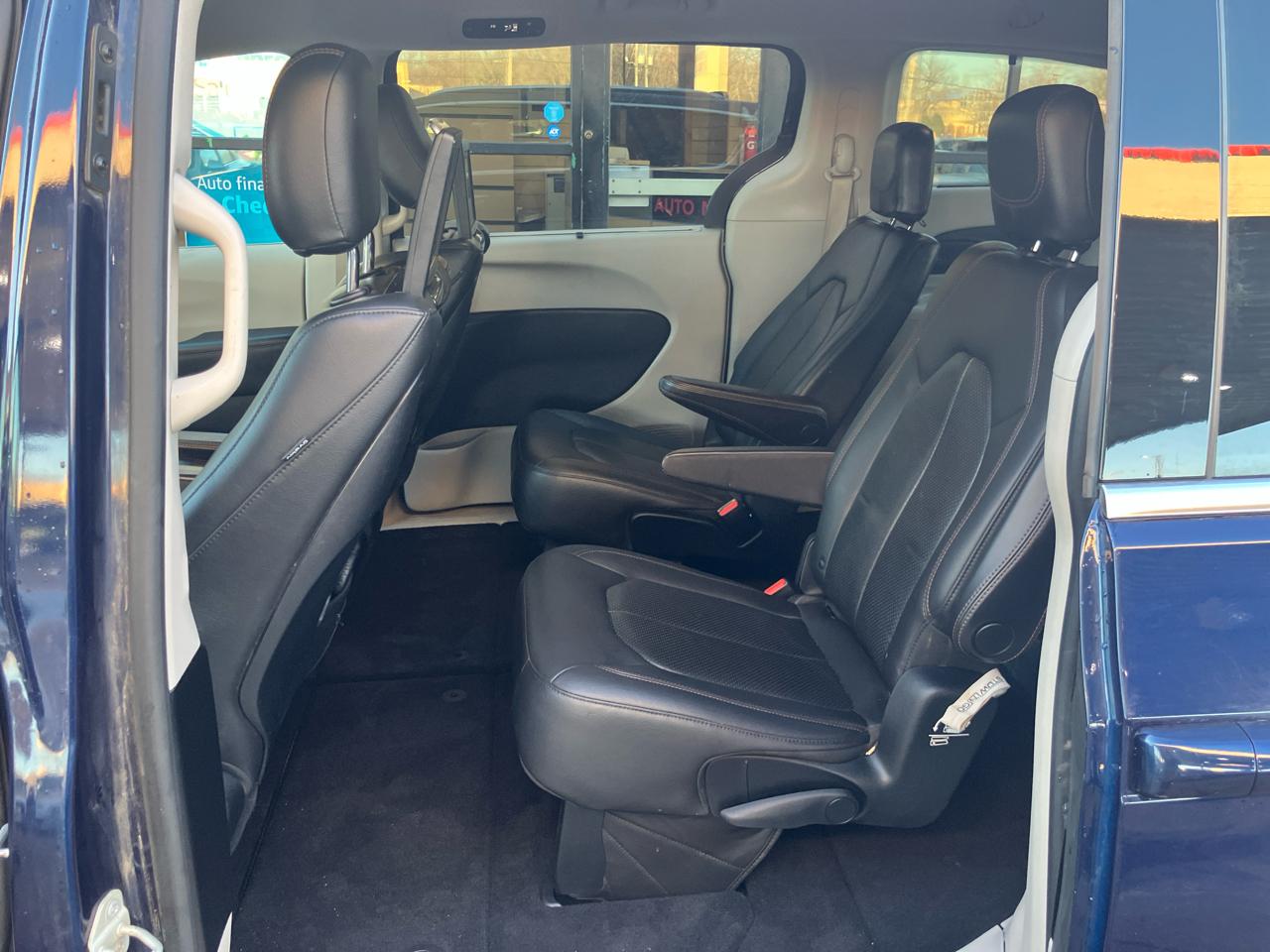 Chrysler Pacifica Touring-L Plus 2019