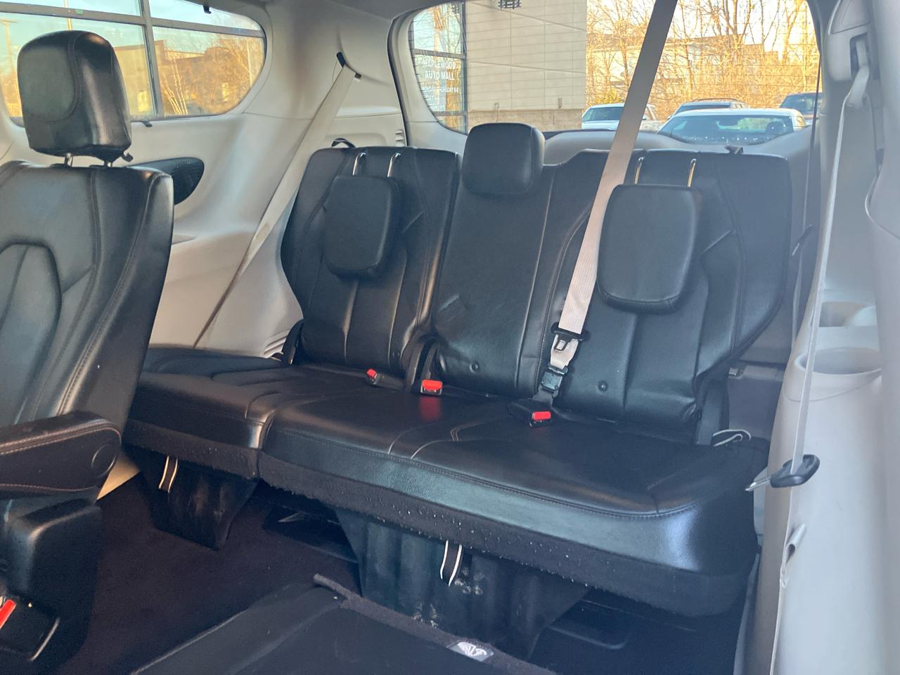 Chrysler Pacifica Touring-L Plus 2019