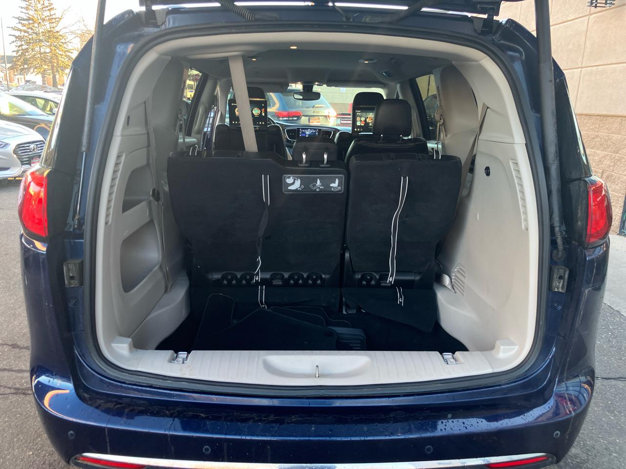 Chrysler Pacifica Touring-L Plus 2019
