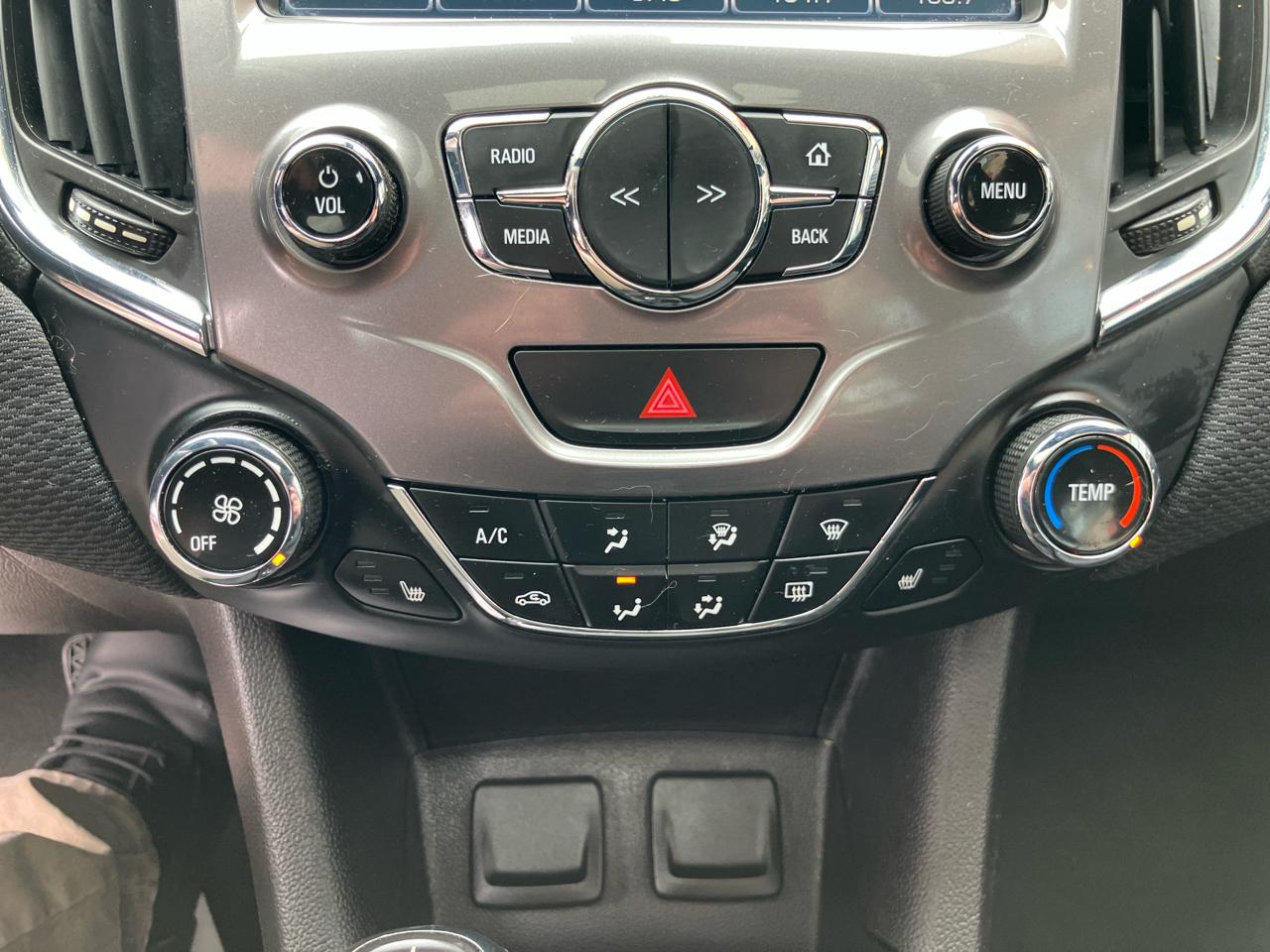 Chevrolet Cruze LT Auto 2017