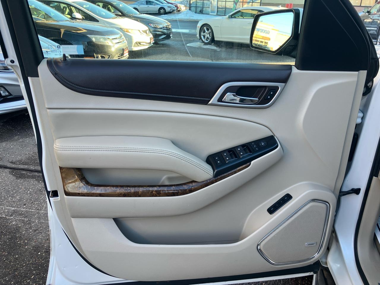 GMC Yukon Denali 4WD 2016