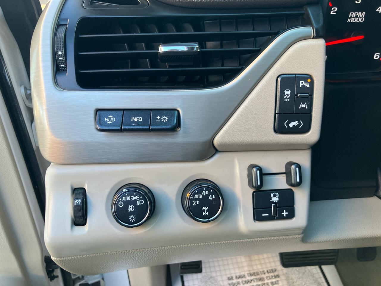 GMC Yukon Denali 4WD 2016