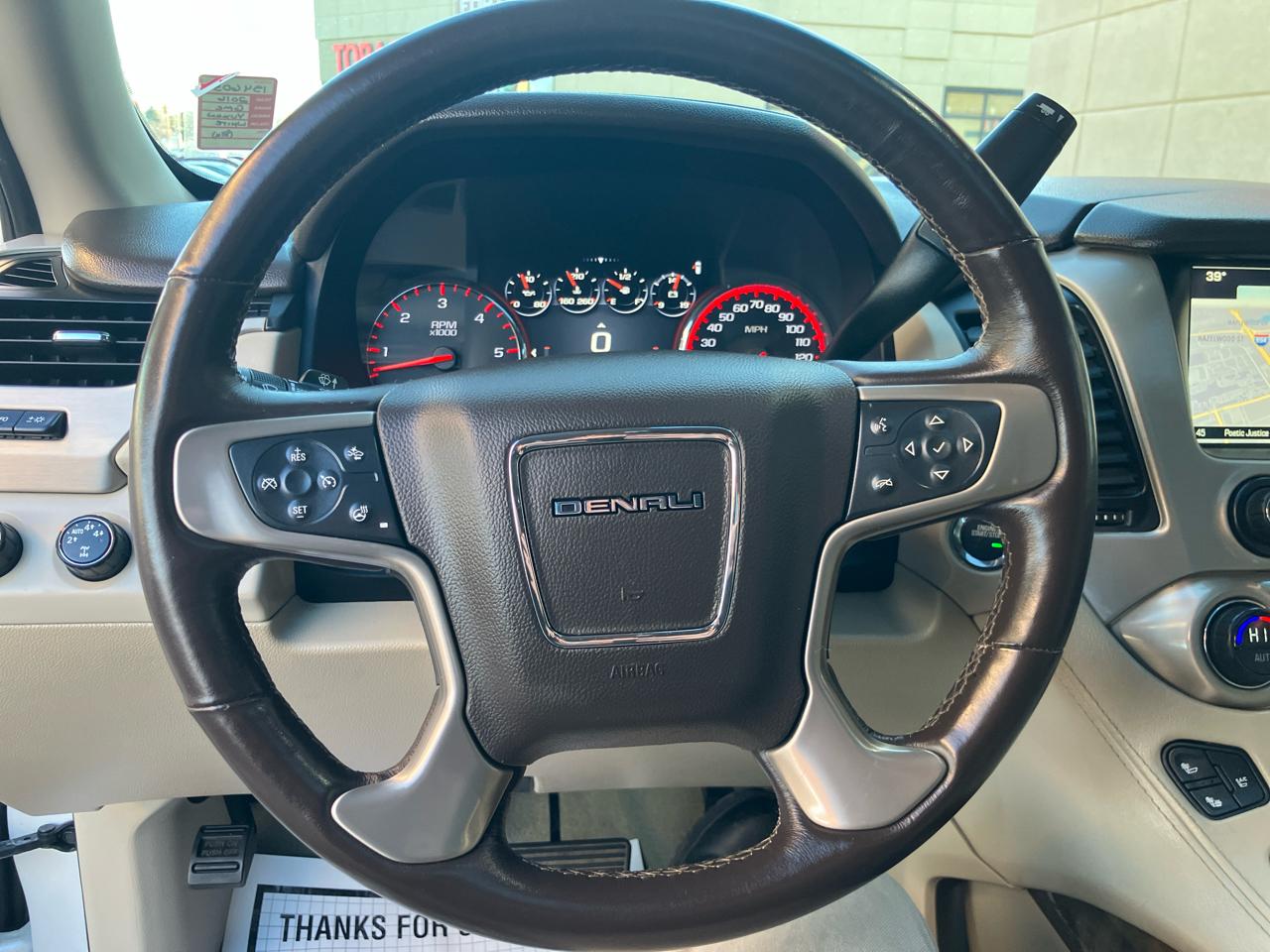 GMC Yukon Denali 4WD 2016