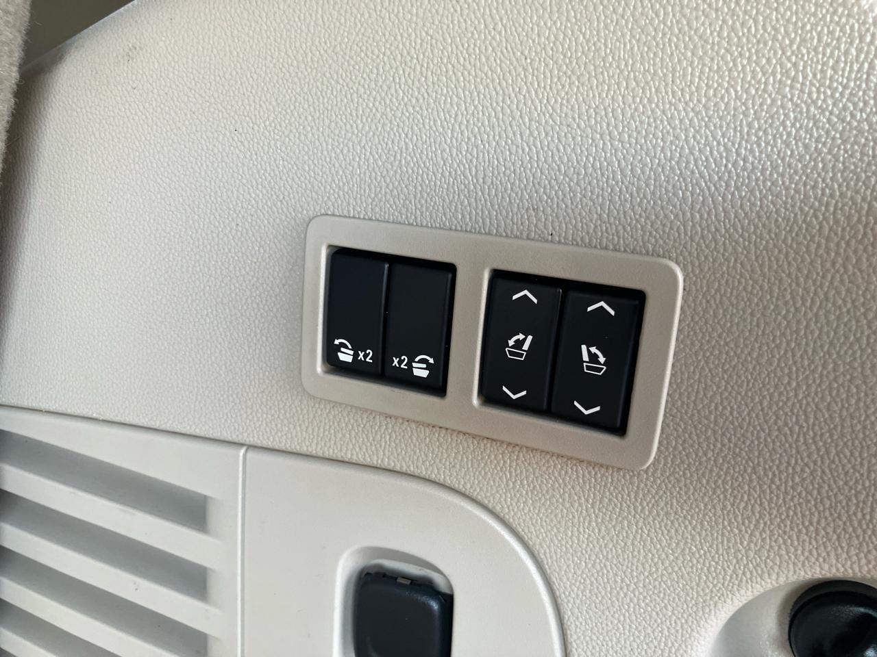 GMC Yukon Denali 4WD 2016