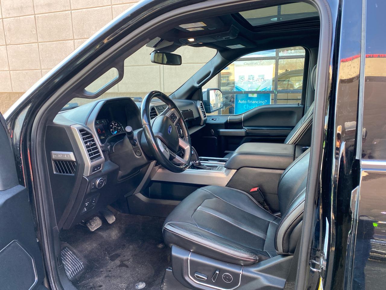 Ford F-150 4WD SuperCrew 145" Platinum 2018