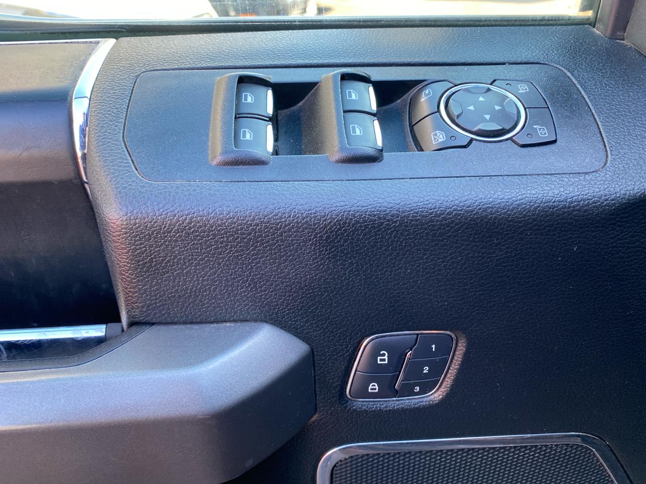 Ford F-150 4WD SuperCrew 145" Platinum 2018