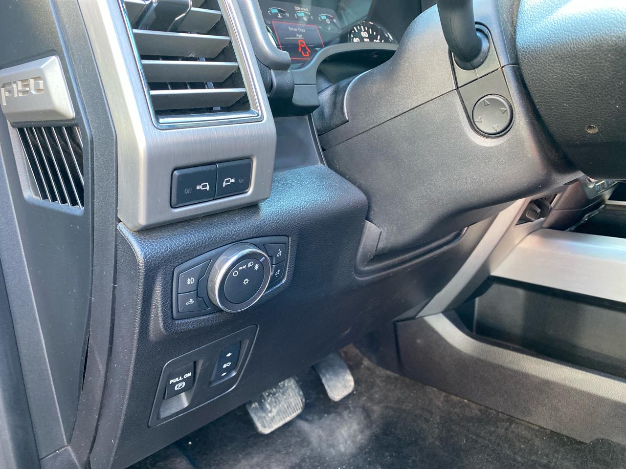 Ford F-150 4WD SuperCrew 145" Platinum 2018