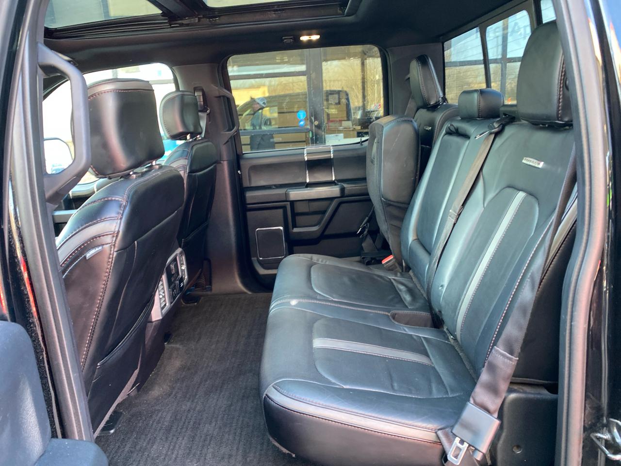 Ford F-150 4WD SuperCrew 145" Platinum 2018