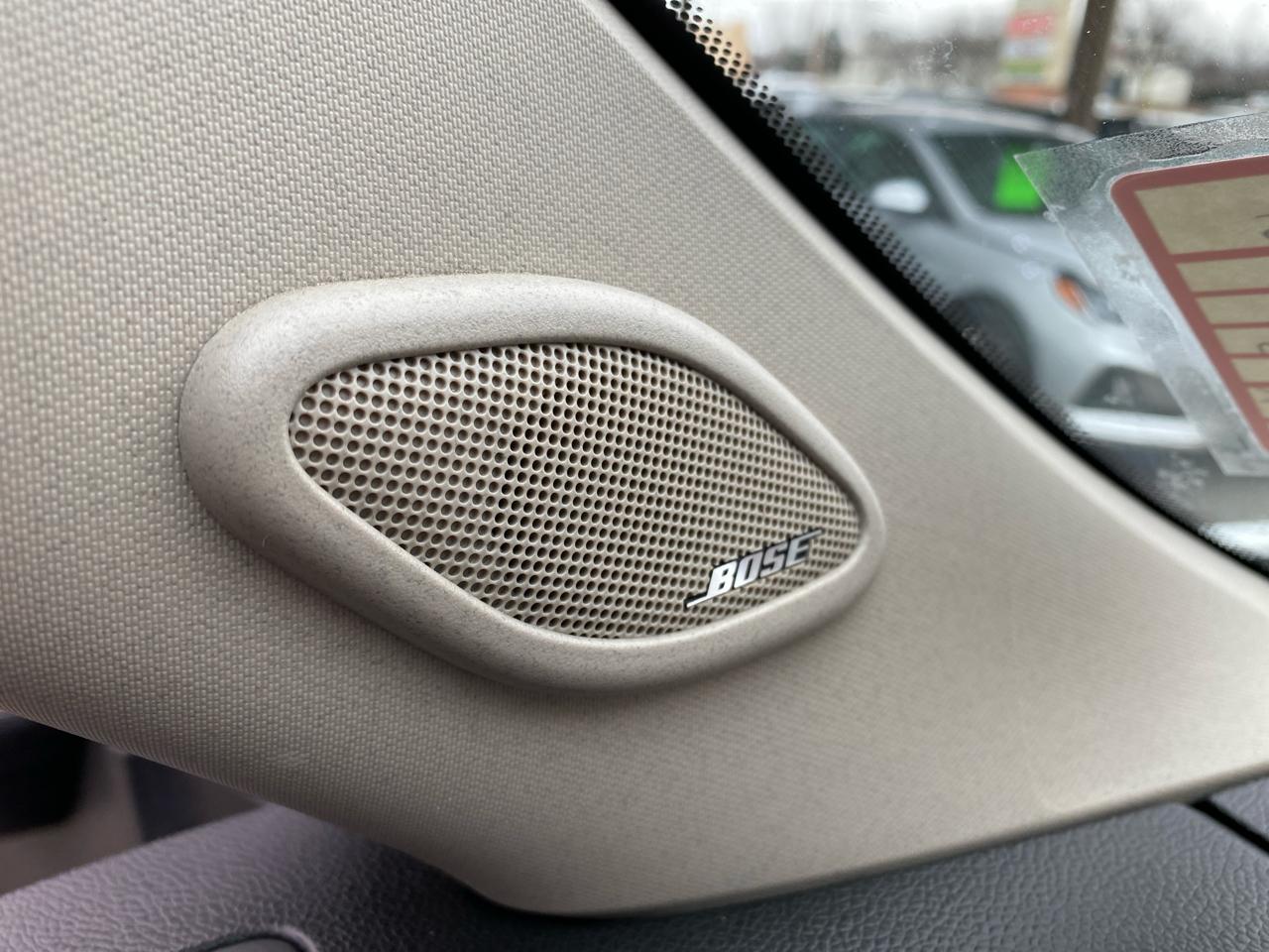 Chevrolet Suburban LT 1500 4WD 2014