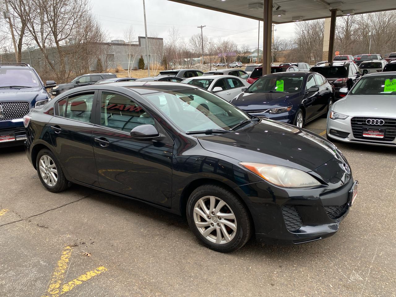Mazda MAZDA3 i Touring 4-door 2012