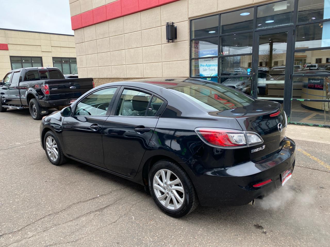 Mazda MAZDA3 i Touring 4-door 2012