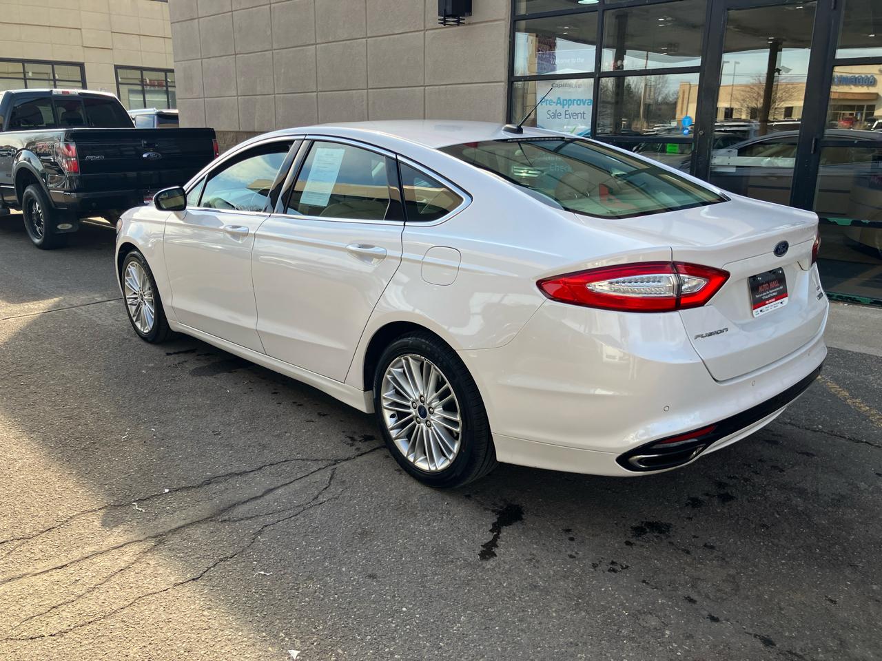 Ford Fusion SE AWD 2016