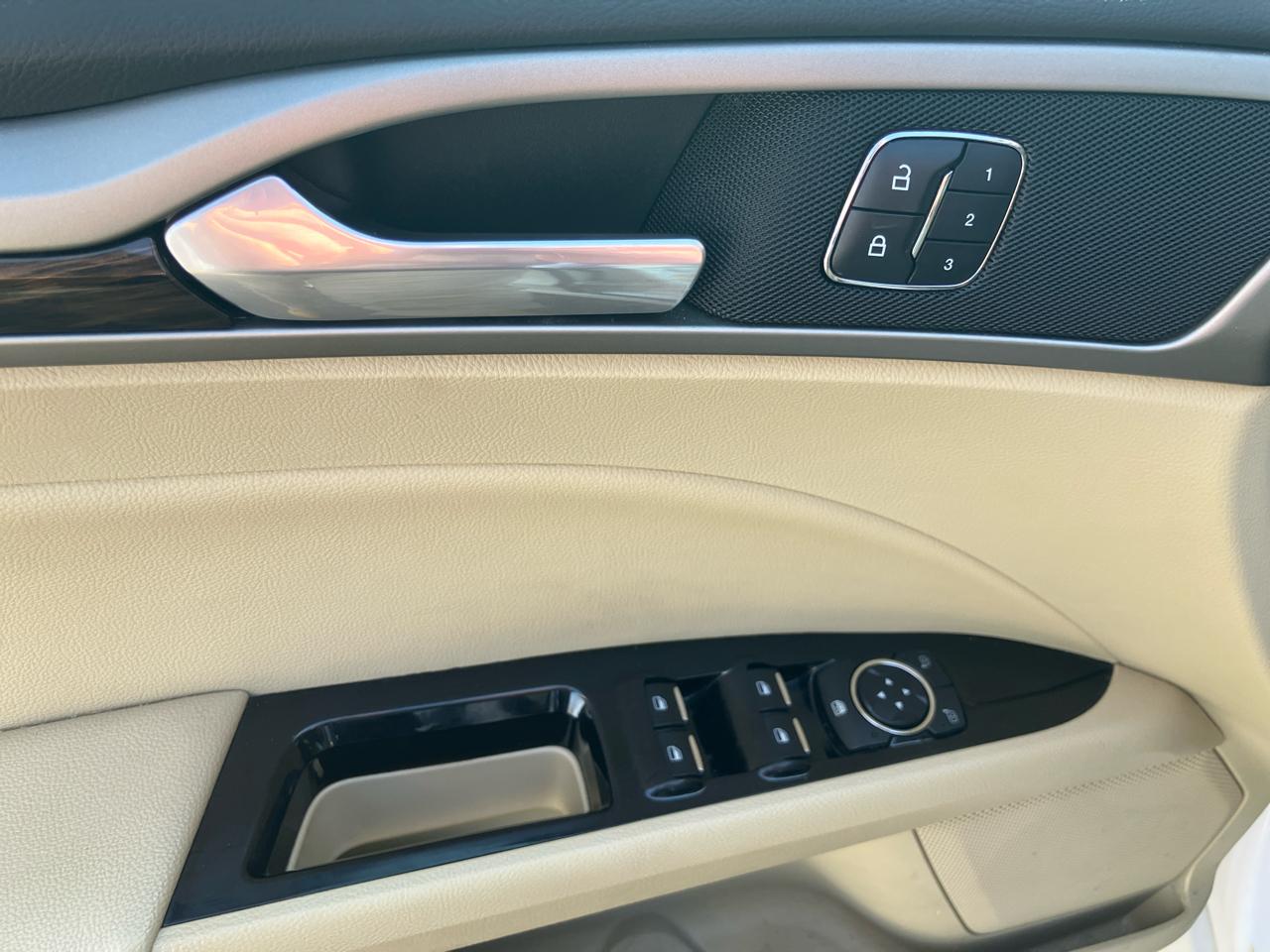 Ford Fusion SE AWD 2016