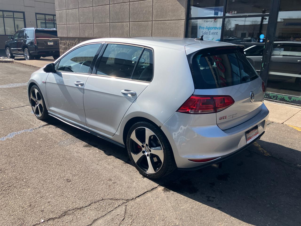 Volkswagen GTI S 6M 4-Door 2016