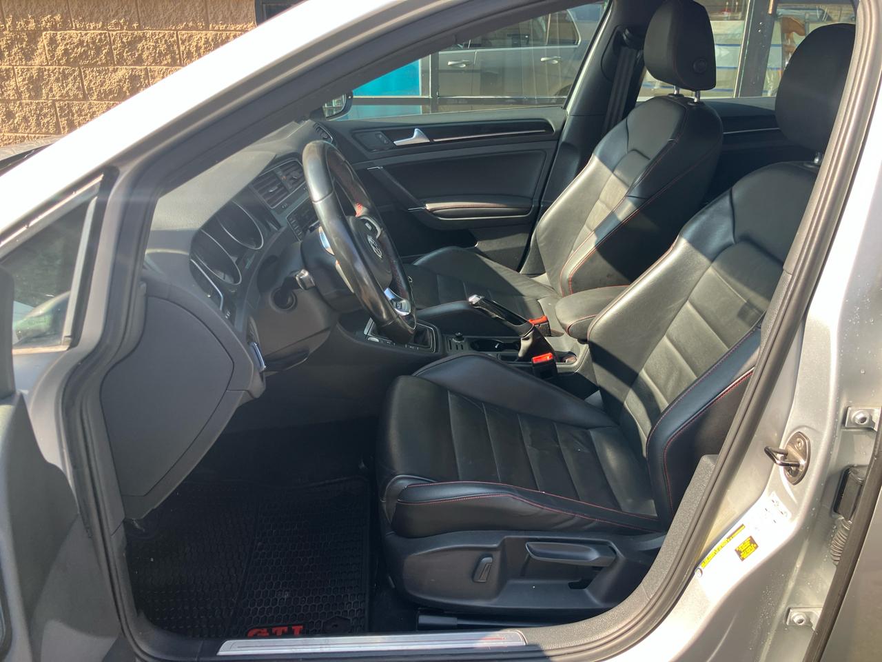 Volkswagen GTI S 6M 4-Door 2016