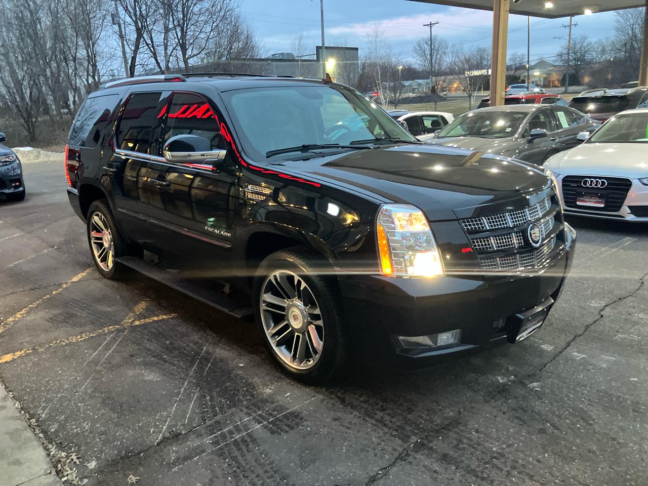 Cadillac Escalade AWD Premium 2012